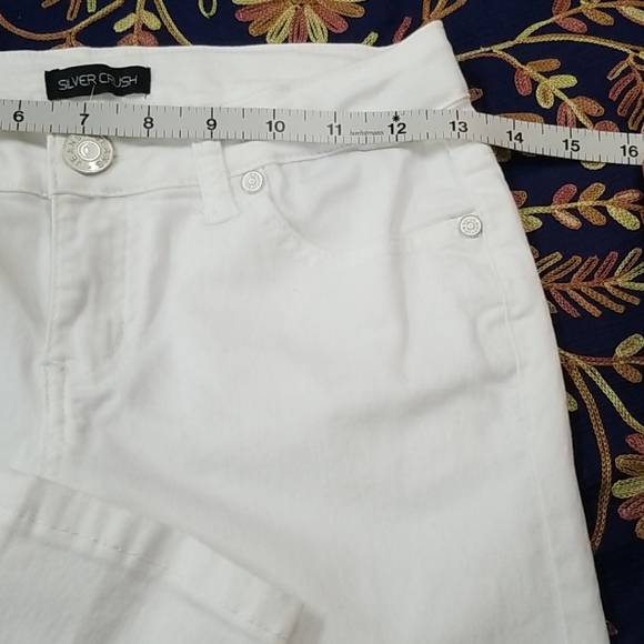 Silver Crush white jeans size 1-2 - Picture 4 of 8